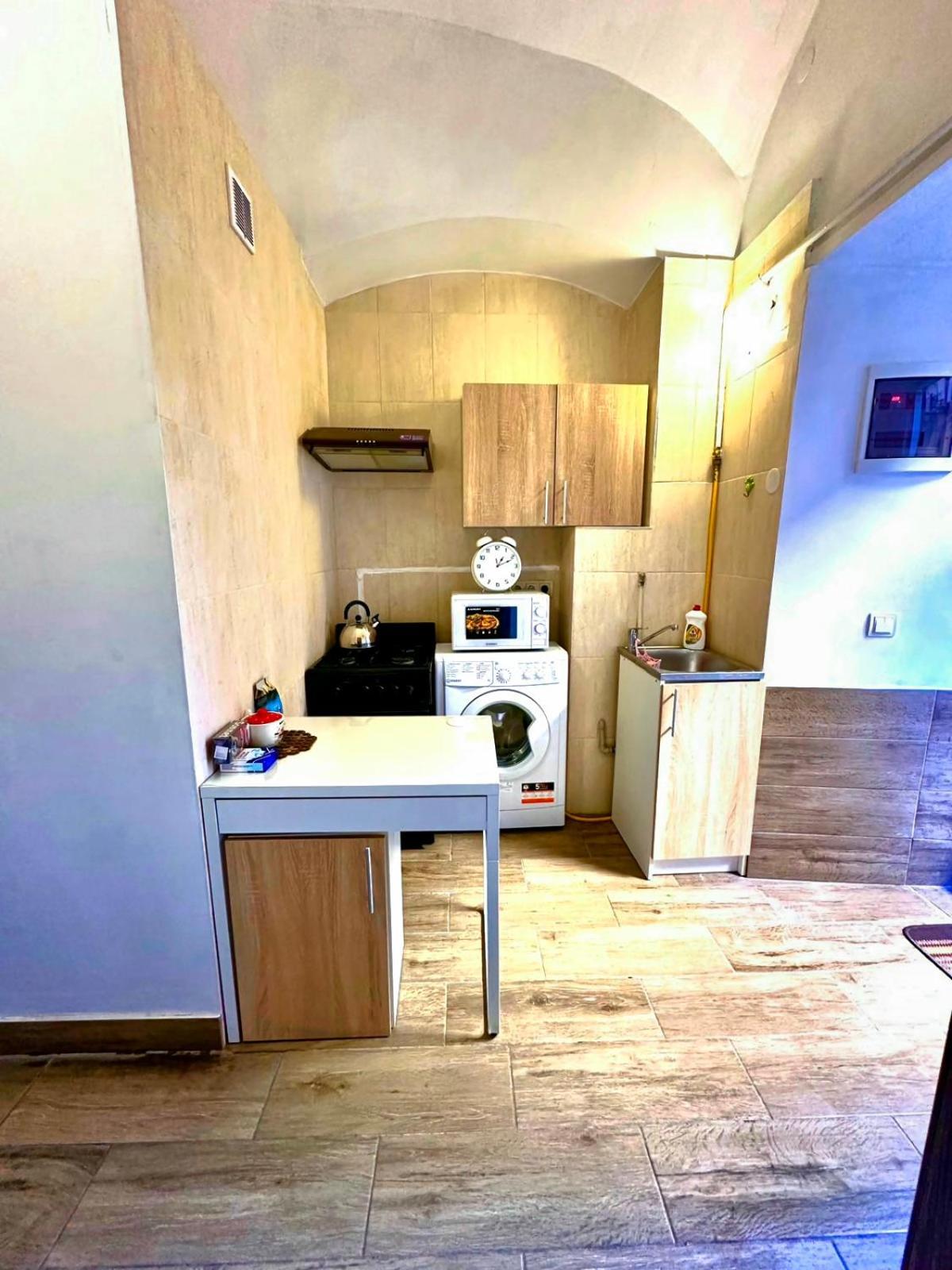 Личаківська 4 Apartment ลวีฟ ภายนอก รูปภาพ