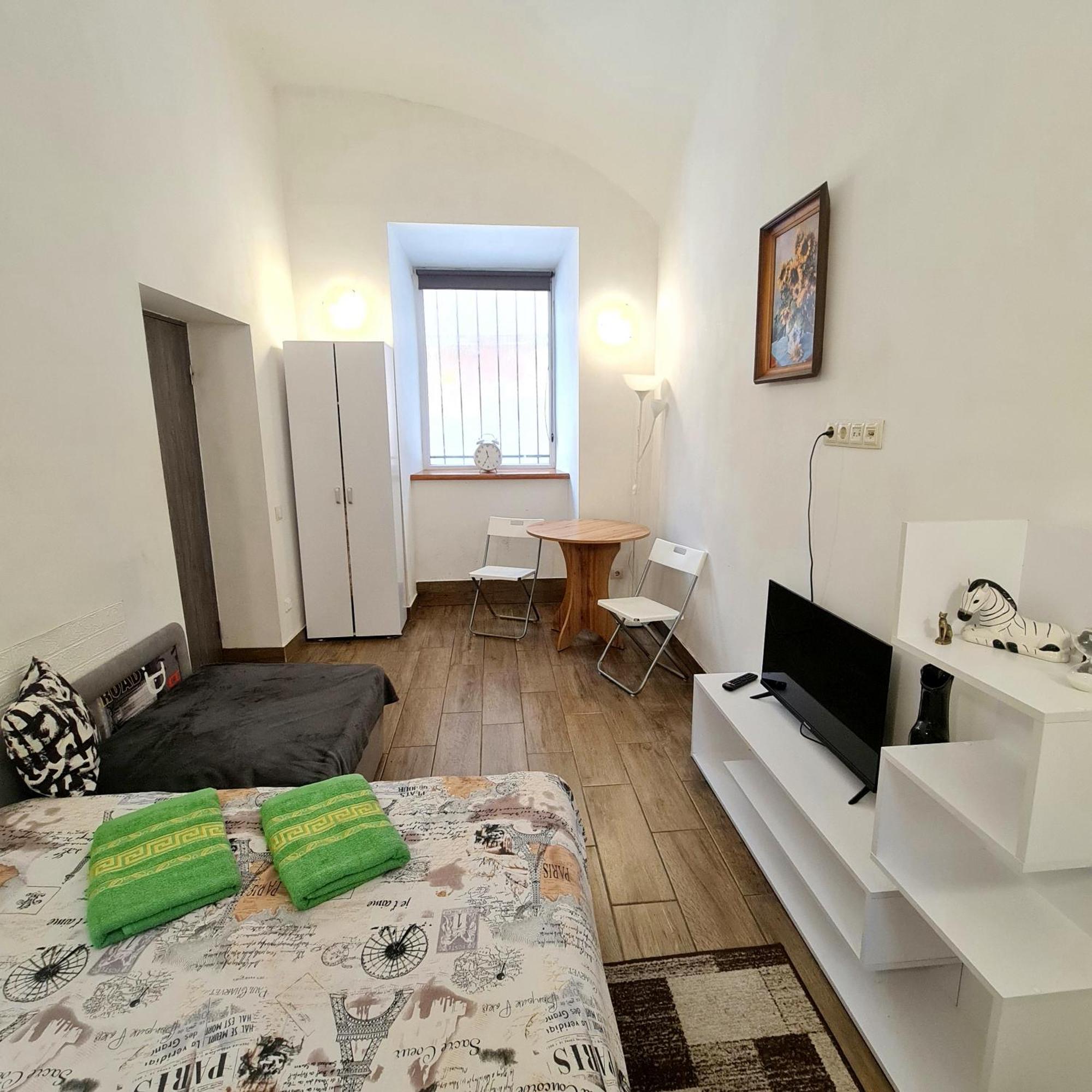 Личаківська 4 Apartment ลวีฟ ภายนอก รูปภาพ