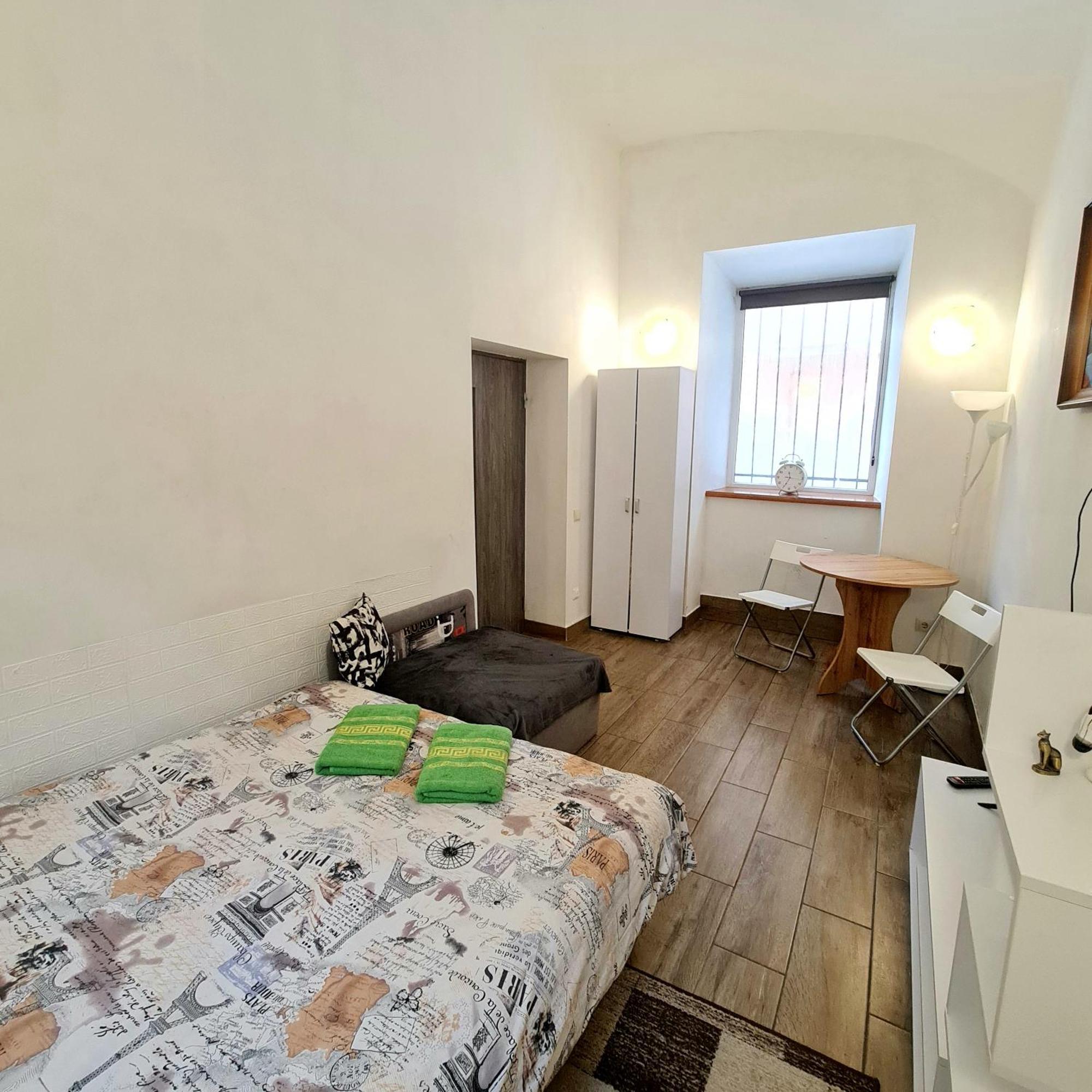 Личаківська 4 Apartment ลวีฟ ภายนอก รูปภาพ